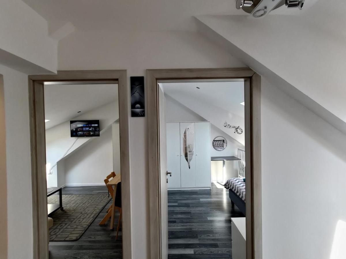 Apartment Juliet Izola Buitenkant foto